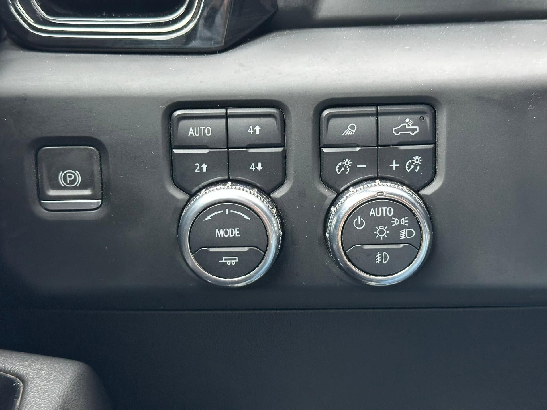 Certified 2023 GMC Sierra 1500 AT4 w/ AT4 Premium Package AWD/4WD image 22