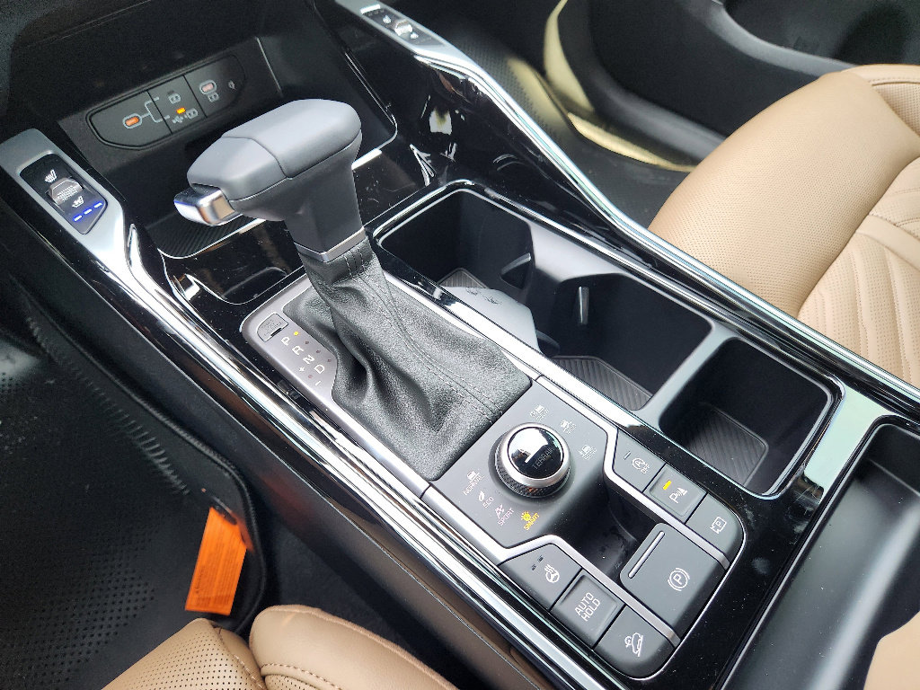 New 2026 Kia Sorento SX Prestige w/ Olive Brown Leather Package image 15