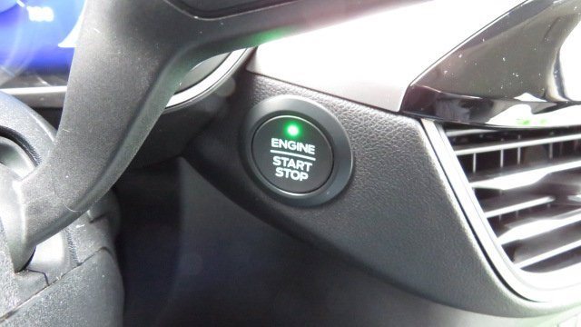 Certified 2020 Ford Escape SE Sport image 19