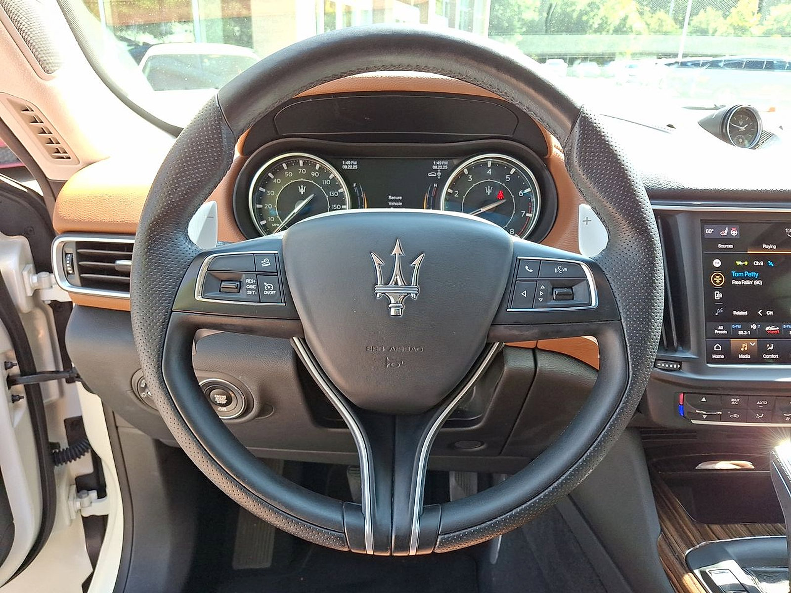 Certified 2022 Maserati Levante GT image 16