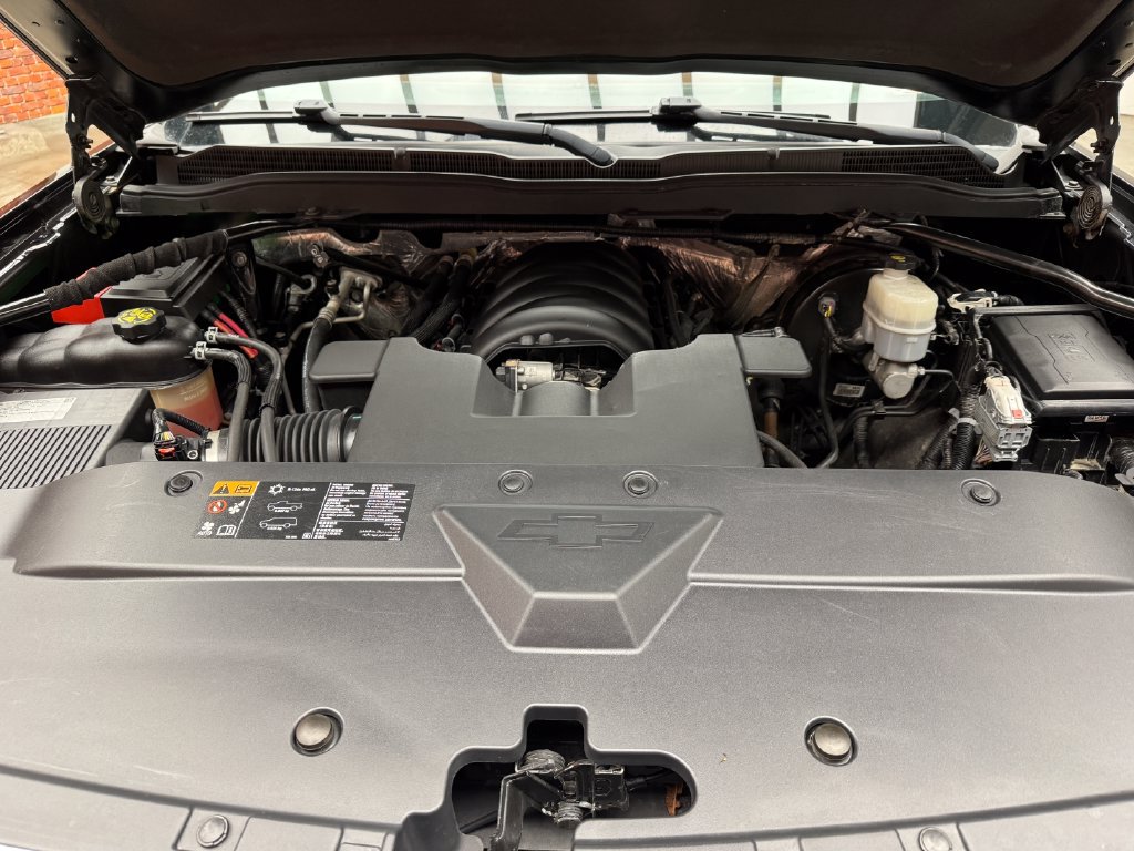 Used 2015 Chevrolet Silverado 1500 High Country w/ High Country Premium Package AWD/4WD image 29