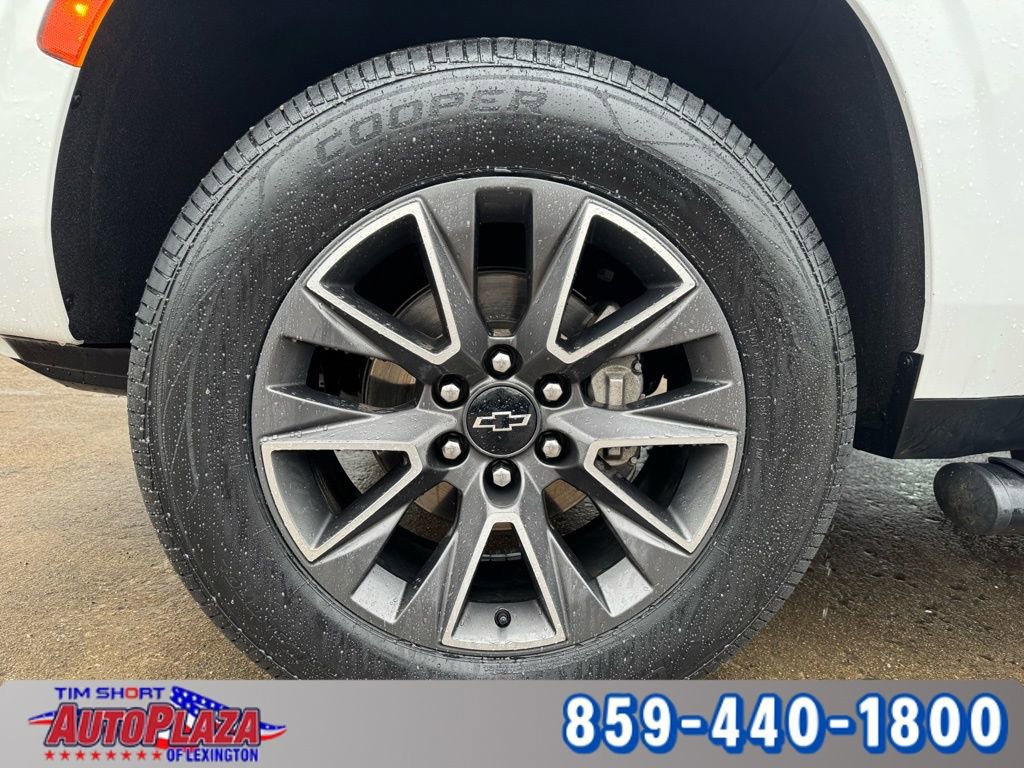 Used 2023 Chevrolet Suburban Z71 image 6