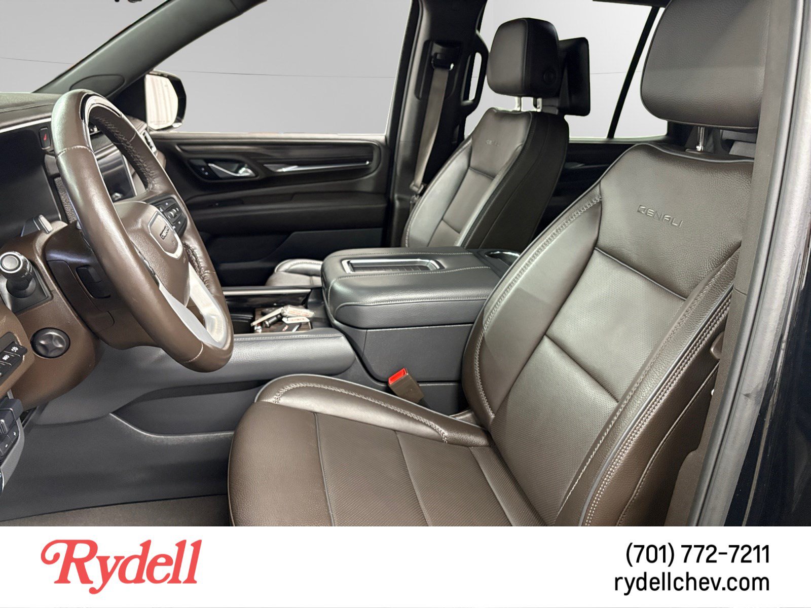 Used 2024 GMC Yukon Denali w/ Denali Reserve Package AWD/4WD image 10