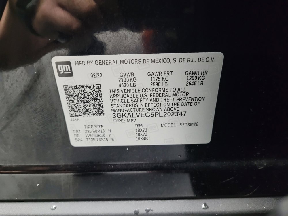 Used 2023 GMC Terrain SLT image 33