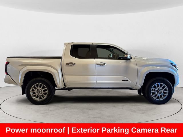 Used 2025 Toyota Tacoma Limited AWD/4WD image 7