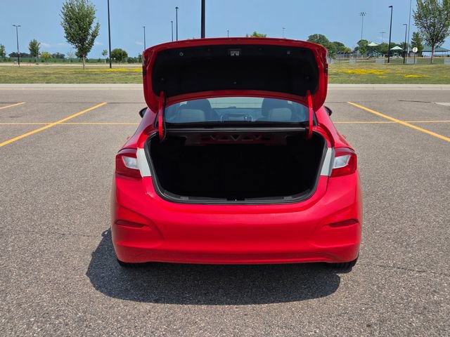 Used 2017 Chevrolet Cruze Premier FWD image 50