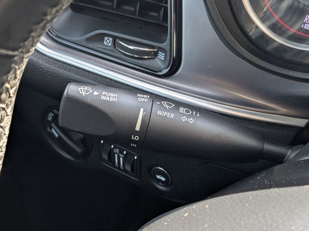 Used 2020 Dodge Challenger SXT image 23