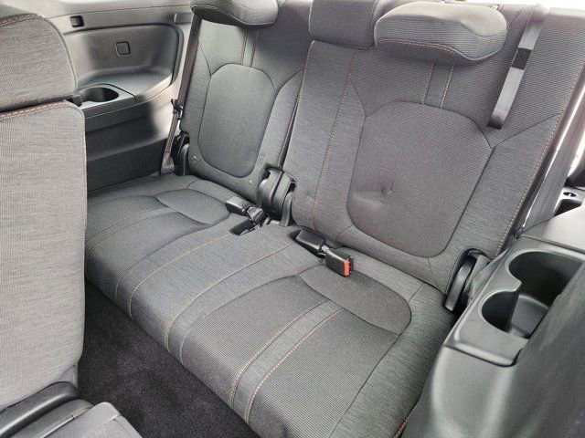 Used 2025 Honda Pilot Sport image 39