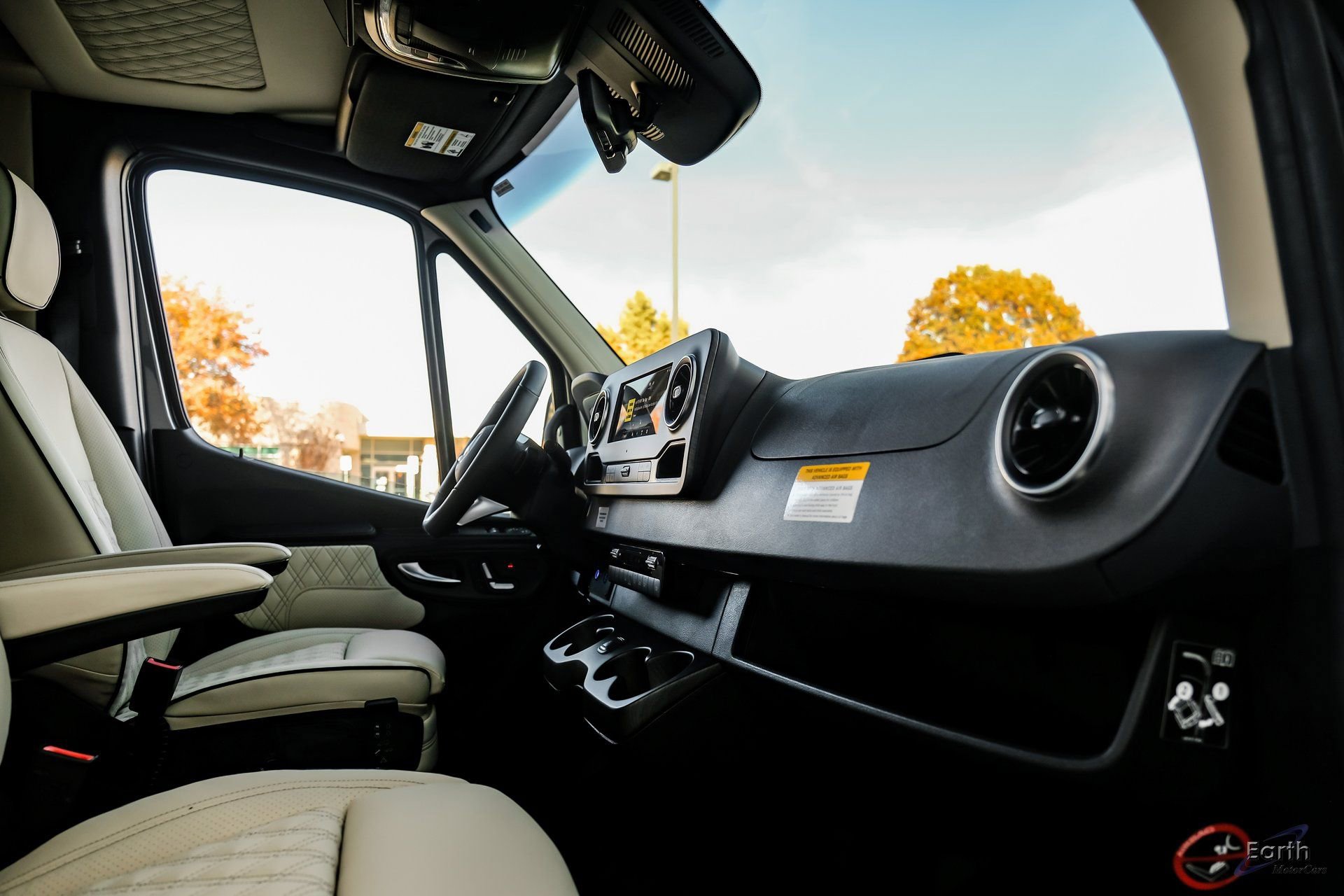 Used 2025 Mercedes-Benz Sprinter 3500 image 41