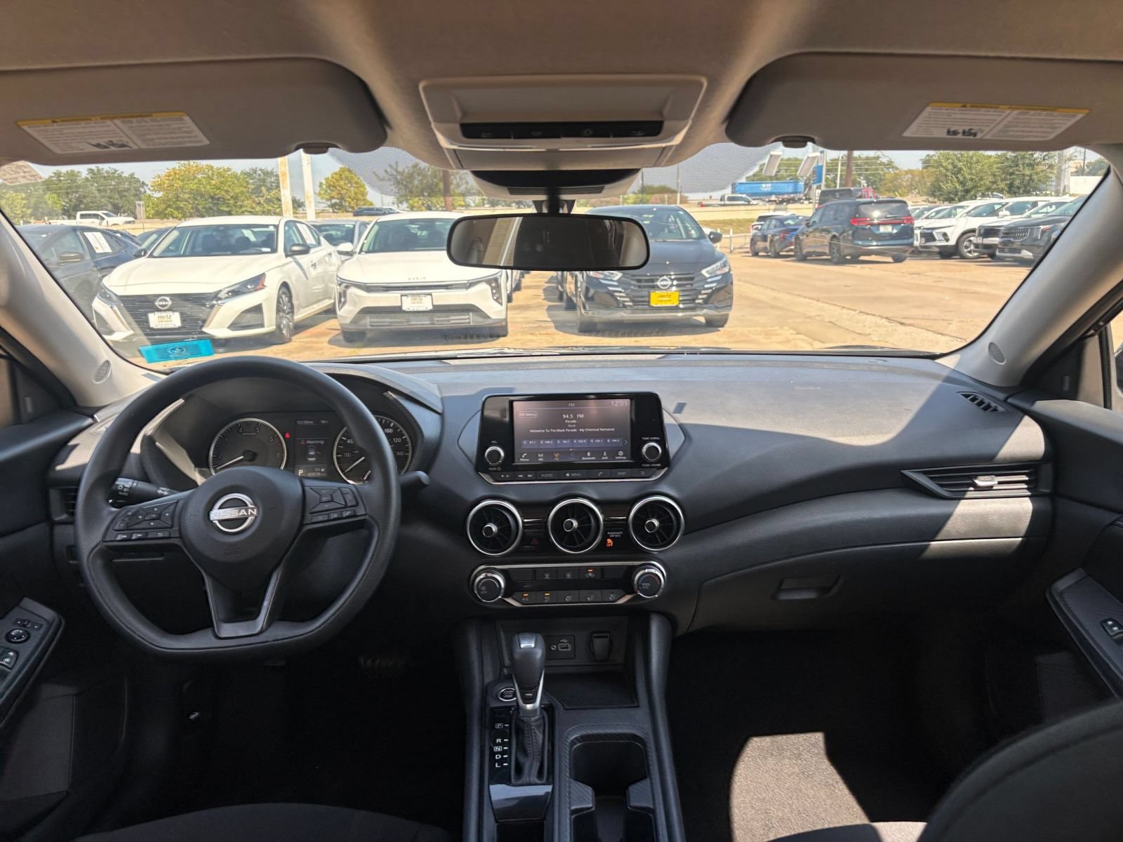 Used 2025 Nissan Sentra S FWD image 30