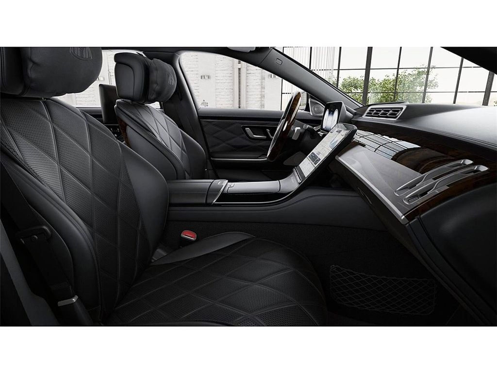 New 2026 Mercedes-Benz Maybach S 680 4MATIC image 4
