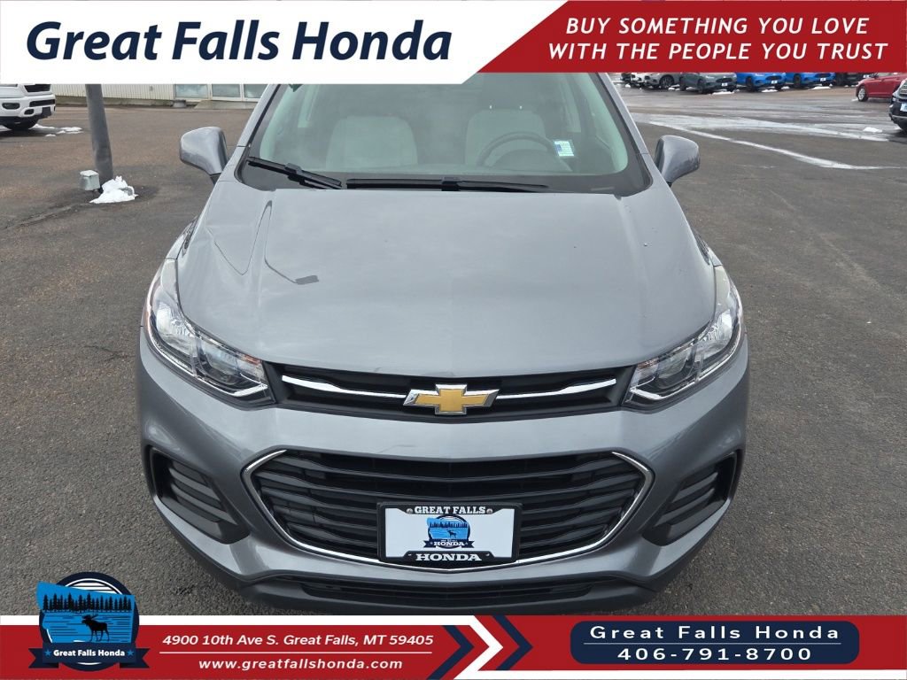 Used 2020 Chevrolet Trax LS w/ Tint and Cruise Package image 2
