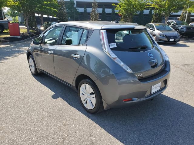 Used 2017 Nissan Leaf S w/ Charge Package FWD image 5