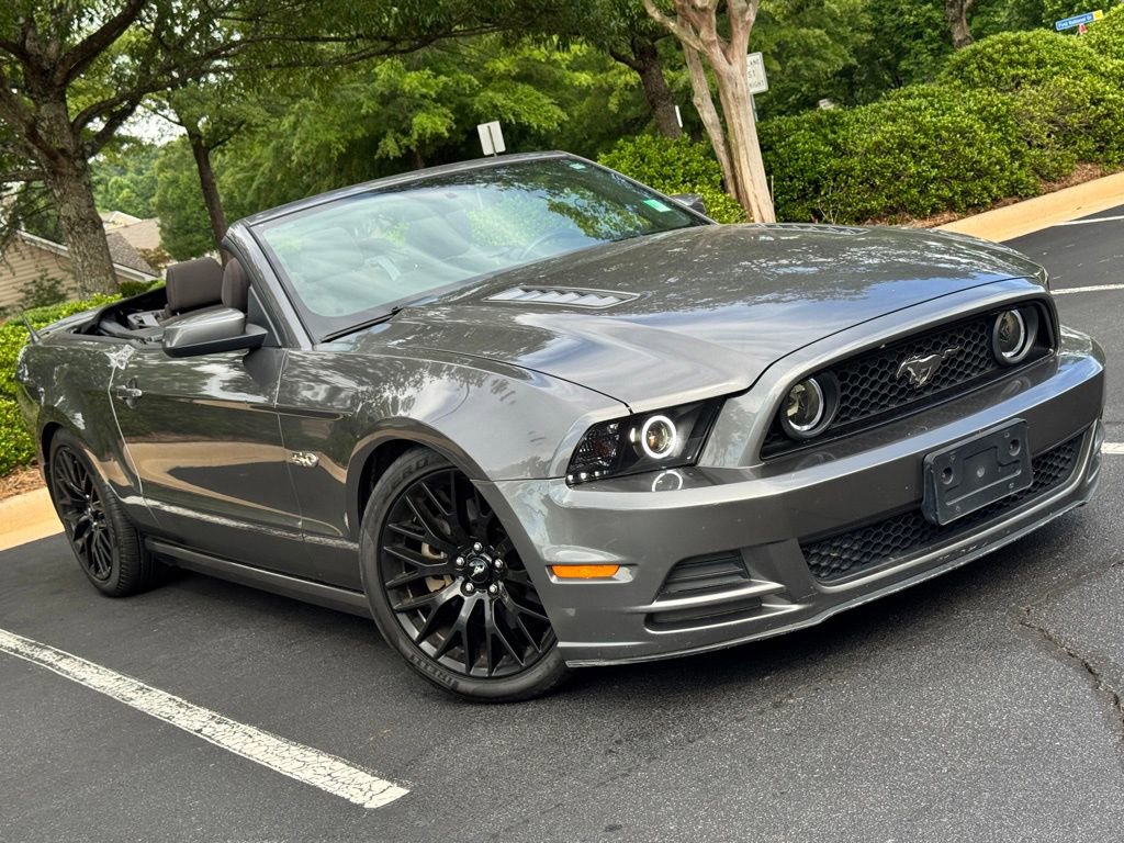 Used 2013 Ford Mustang GT RWD image 10