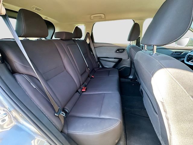 Used 2023 Nissan Rogue S image 25