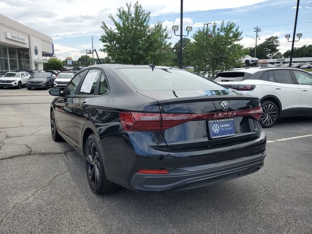 Used 2025 Volkswagen Jetta SE w/ Sunroof Package FWD image 6