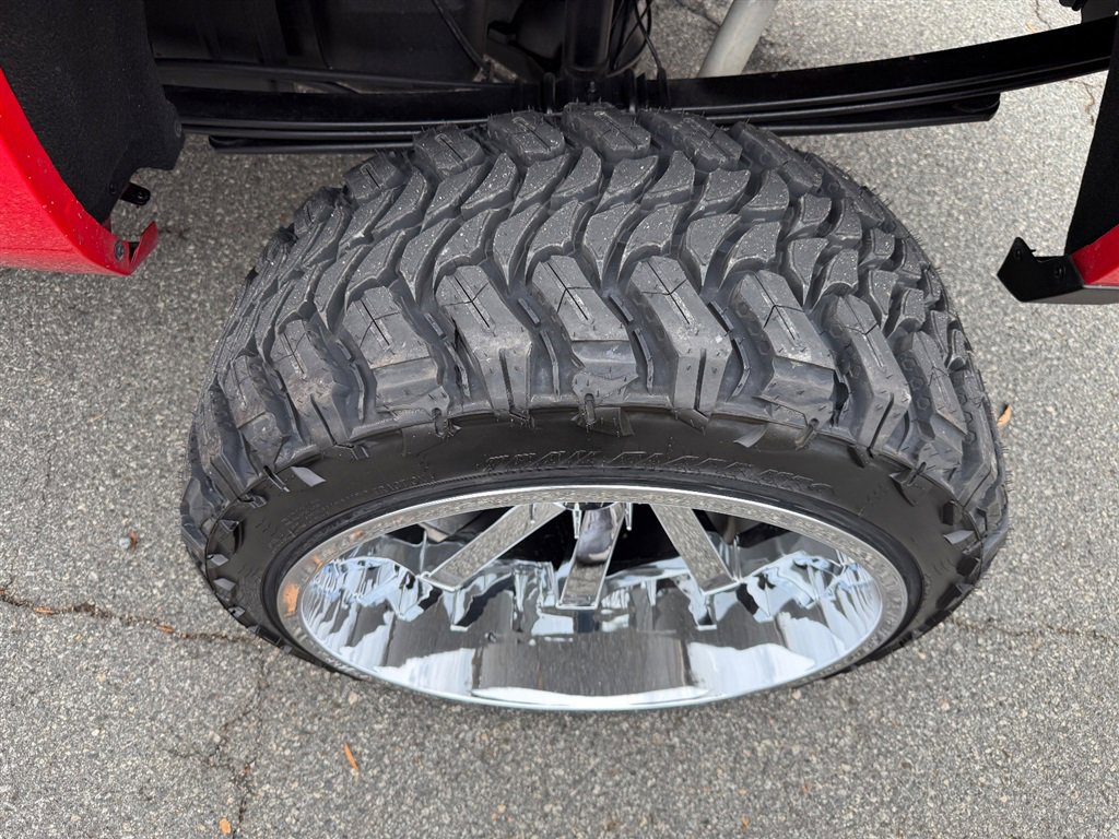 Used 2019 Chevrolet Silverado 1500 LT w/ All Star Edition image 20