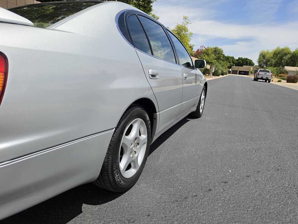 Used 1998 Lexus GS 400 RWD image 4