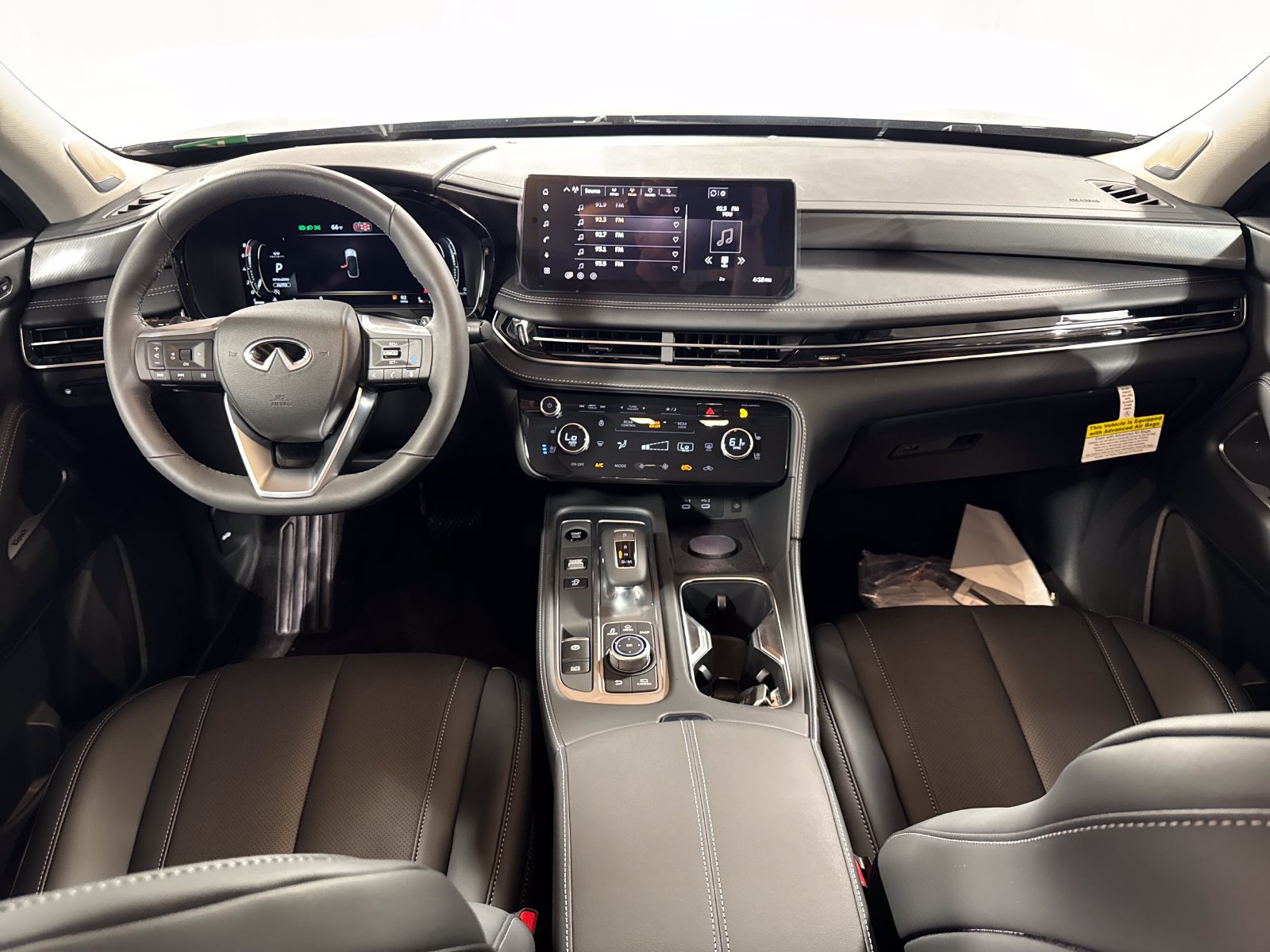 New 2027 INFINITI QX60 Luxe w/ Cargo Package AWD/4WD image 4