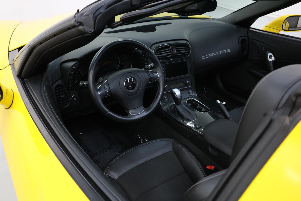 Used 2012 Chevrolet Corvette Grand Sport w/ 4LT Preferred Equipment Group RWD image 71