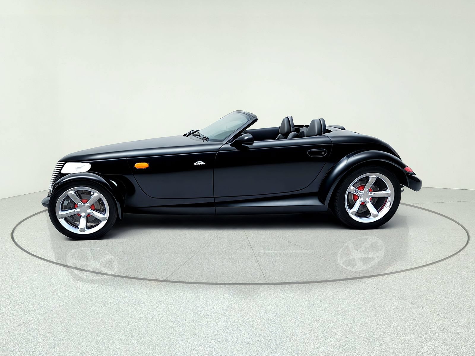 Used 2000 Plymouth Prowler RWD image 3