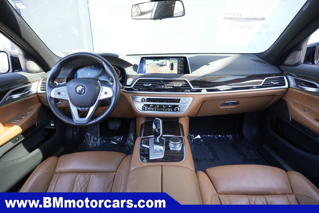 Used 2020 BMW 750i xDrive w/ Cold Weather Package AWD/4WD image 44