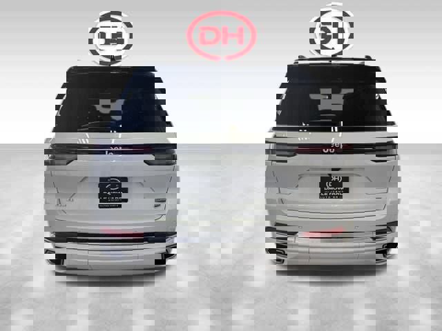 New 2025 Jeep Grand Cherokee Summit image 19