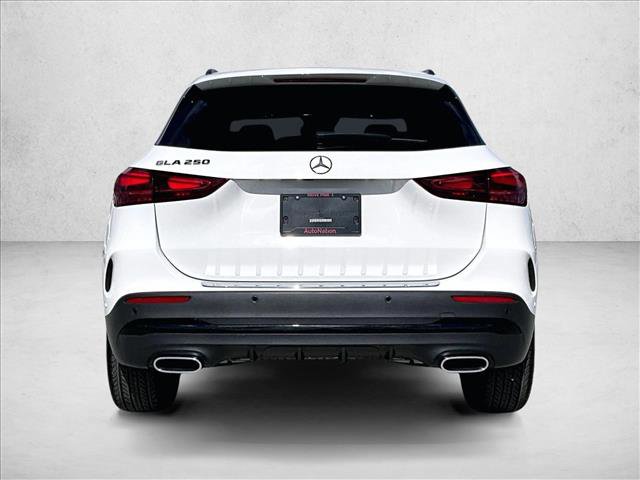 Used 2025 Mercedes-Benz GLA 250 image 4
