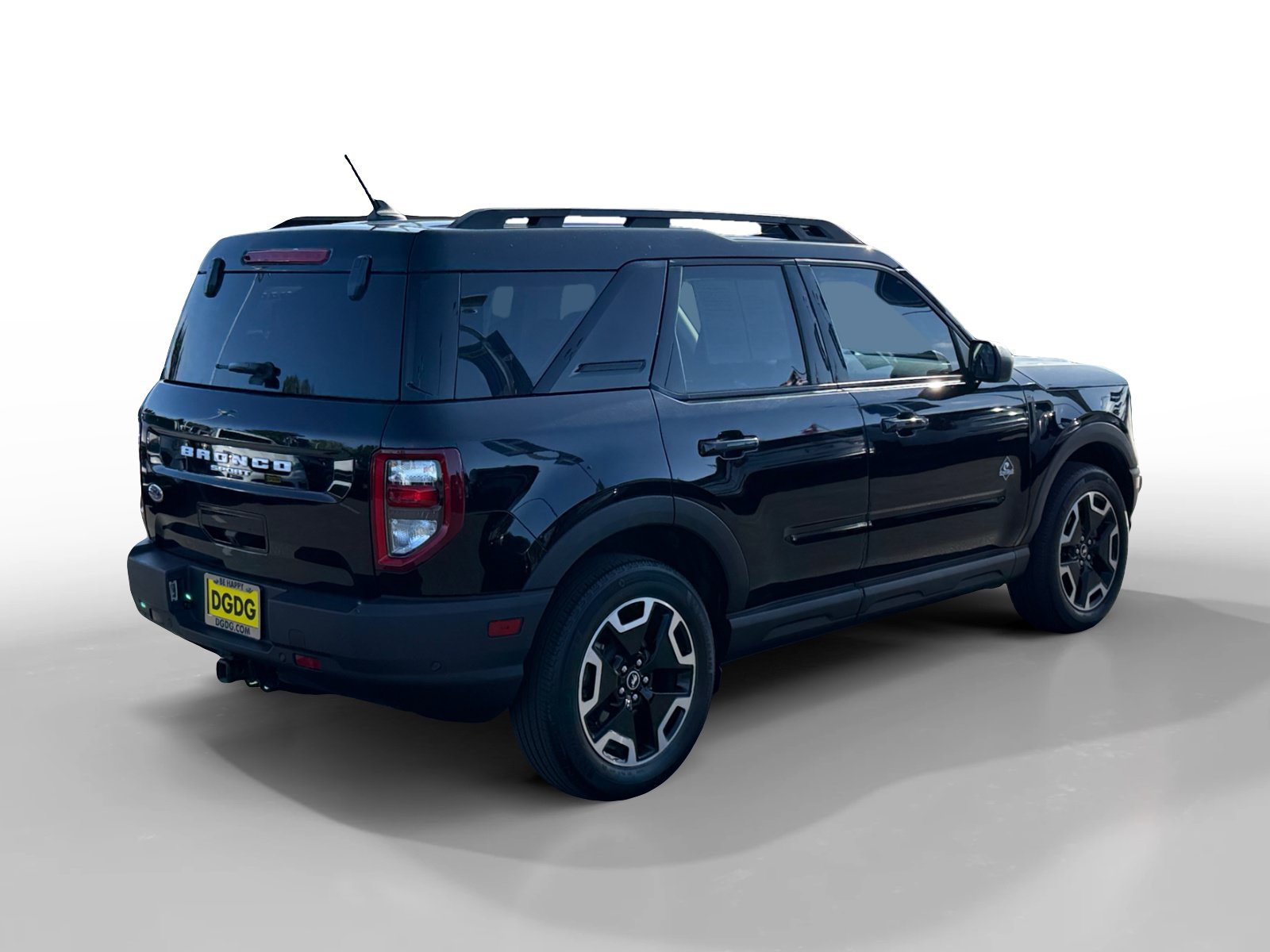 Certified 2023 Ford Bronco Sport Outer Banks w/ Tech Package AWD/4WD image 5
