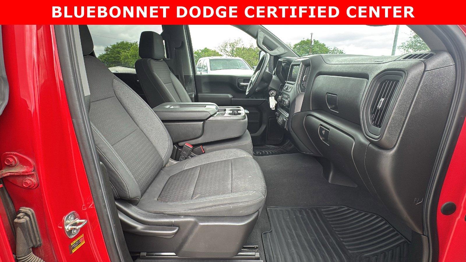 Used 2022 Chevrolet Silverado 2500 Custom w/ Custom Value Package image 26