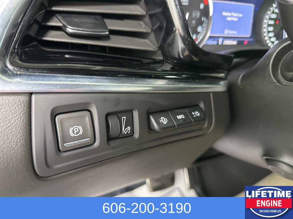 Used 2024 Cadillac XT6 Sport w/ Technology Package image 25