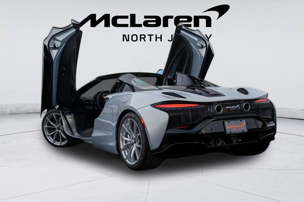 New 2026 McLaren Artura Spider image 16