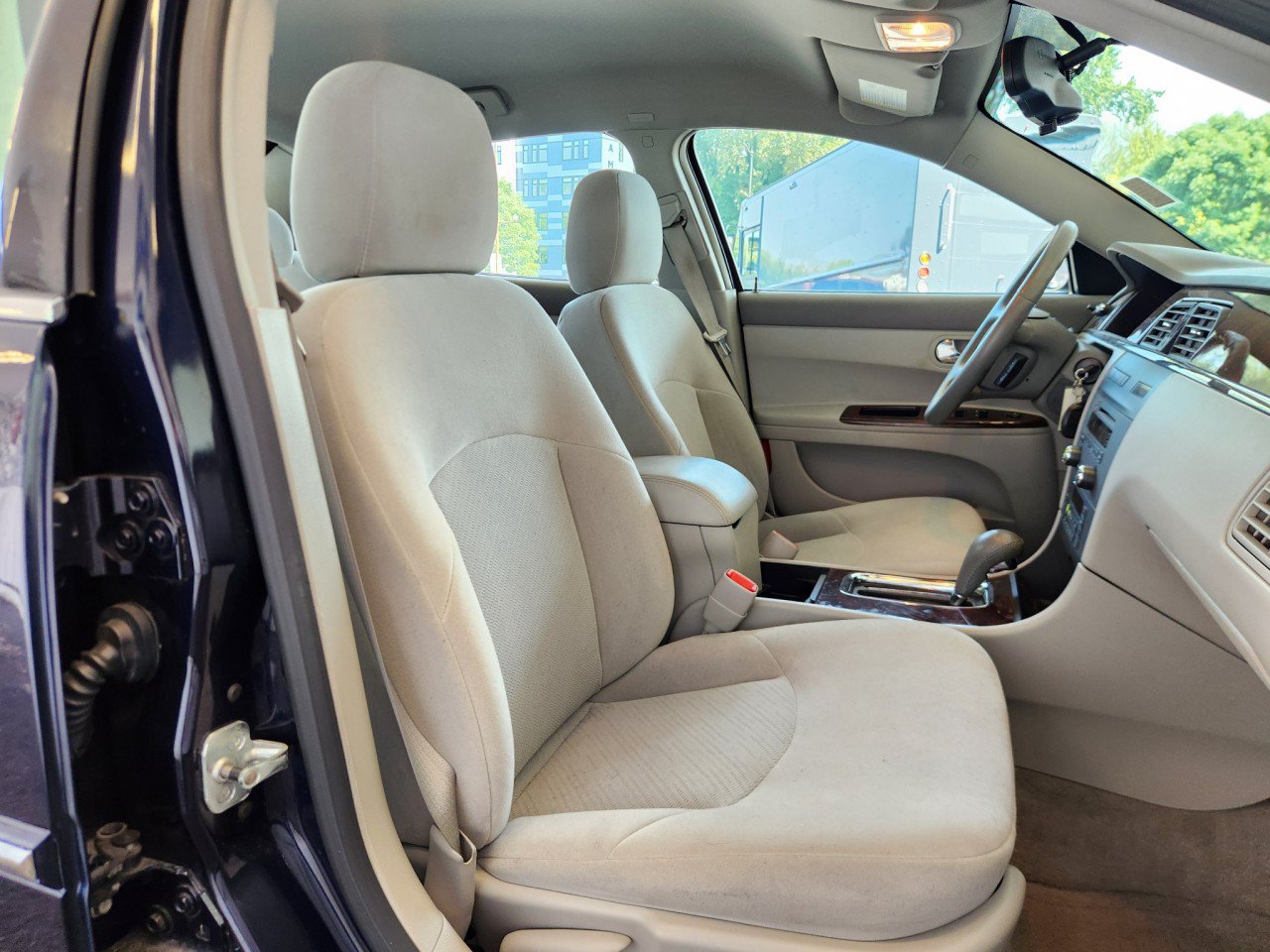 Used 2008 Buick LaCrosse CX FWD image 4