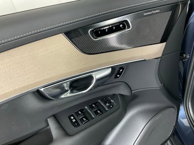 New 2026 Volvo XC90 T8 Plus image 27