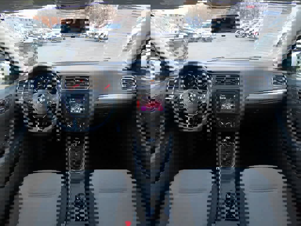 Used 2018 Volkswagen Jetta S w/ Cold Weather Package image 16