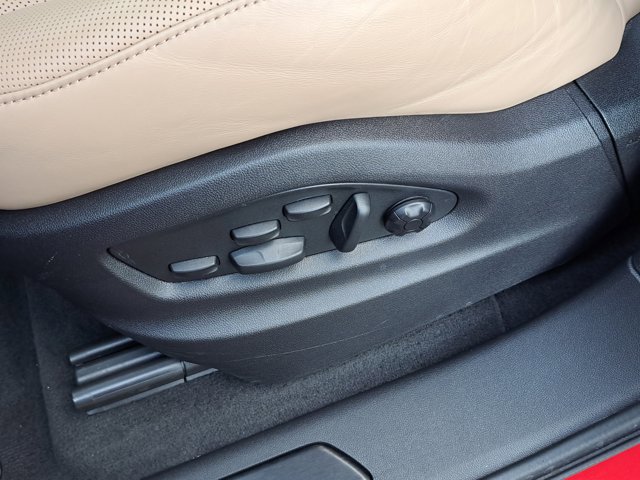 Certified 2024 Porsche Cayenne S image 22