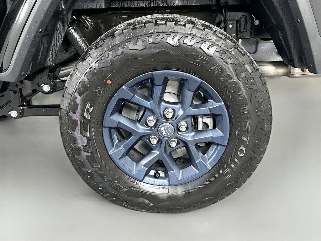 New 2026 Jeep Gladiator Sport AWD/4WD image 16