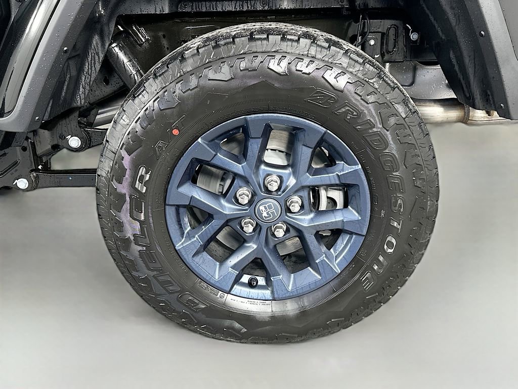 New 2026 Jeep Gladiator Sport AWD/4WD image 16