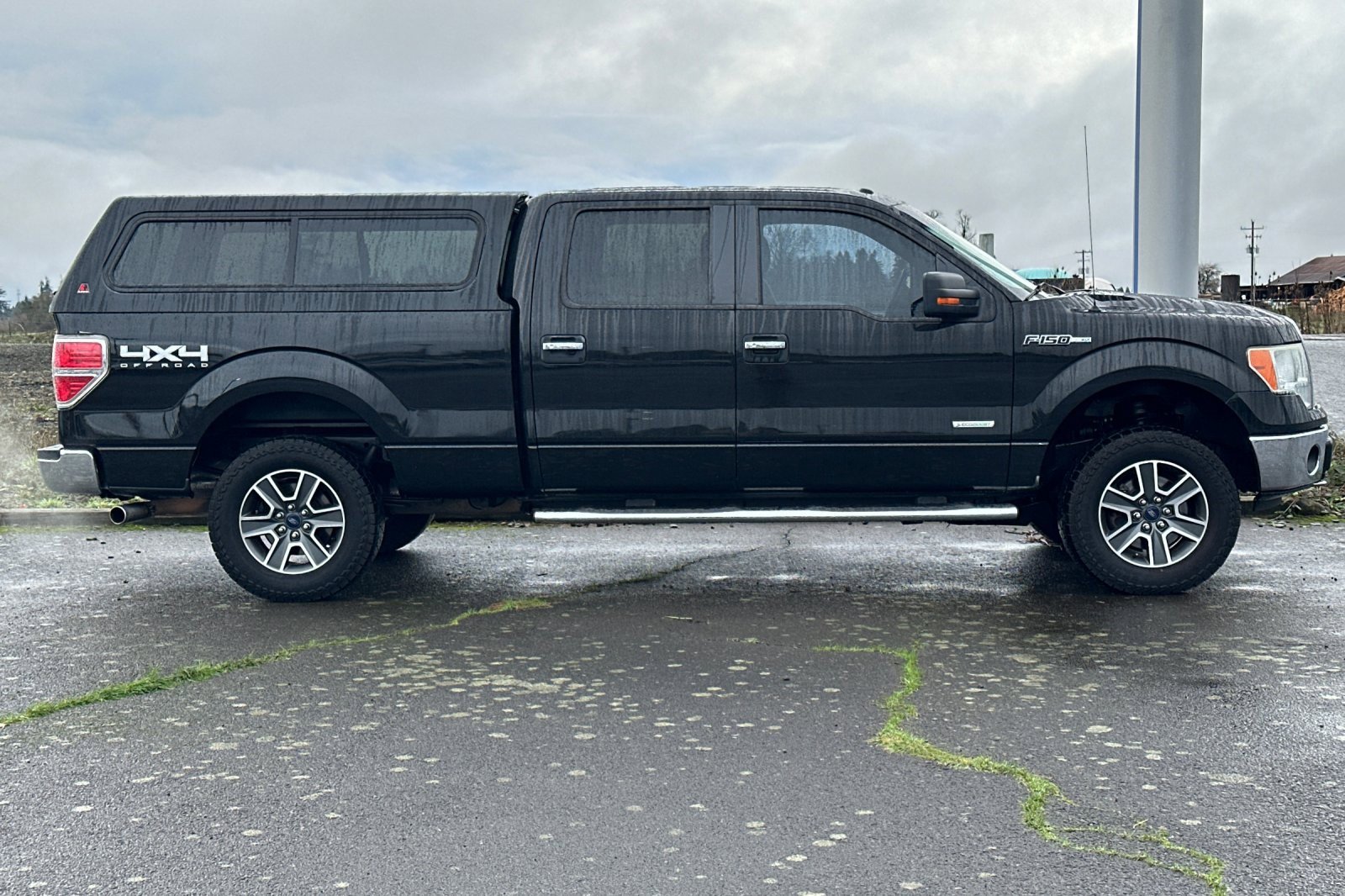 Used 2013 Ford F150 XLT w/ Luxury Equipment Group image 3