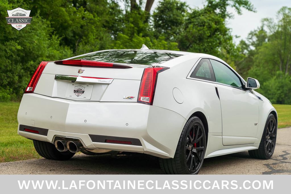 Used 2015 Cadillac CTS V RWD image 36