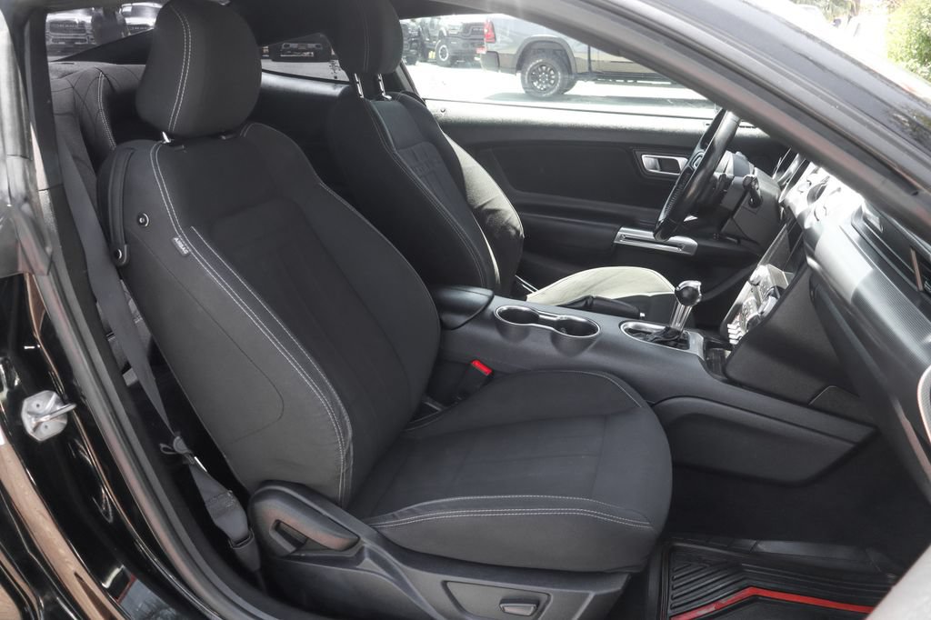 Used 2021 Ford Mustang GT w/ Equipment Group 301A RWD image 40