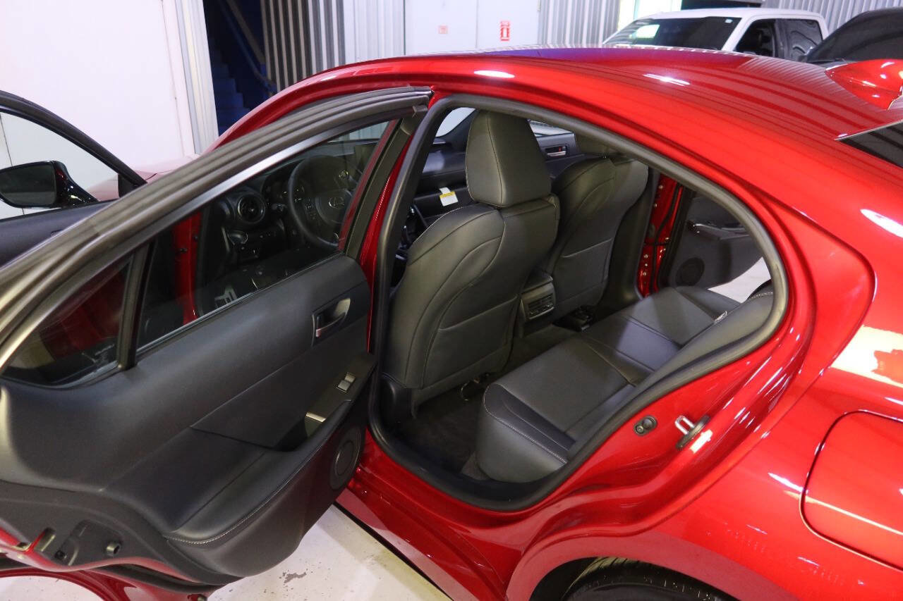 Used 2025 Lexus IS 350 F Sport RWD image 16