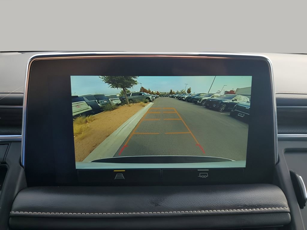 Used 2023 Chevrolet Suburban Premier image 42