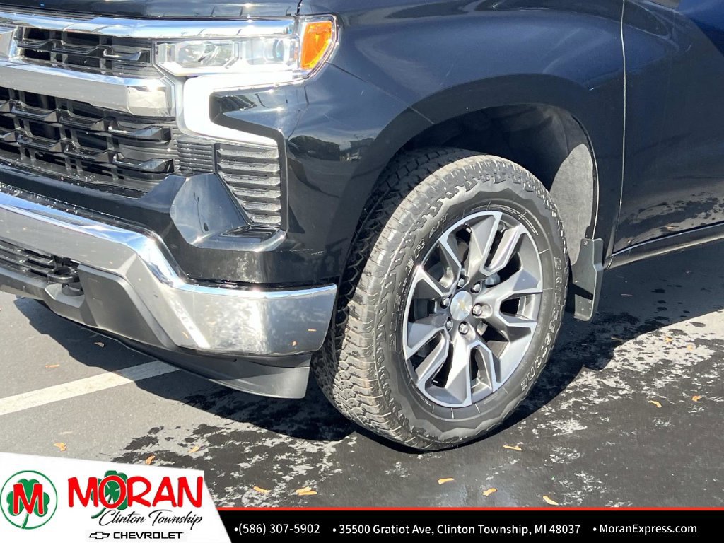 Certified 2024 Chevrolet Silverado 1500 LT AWD/4WD image 9