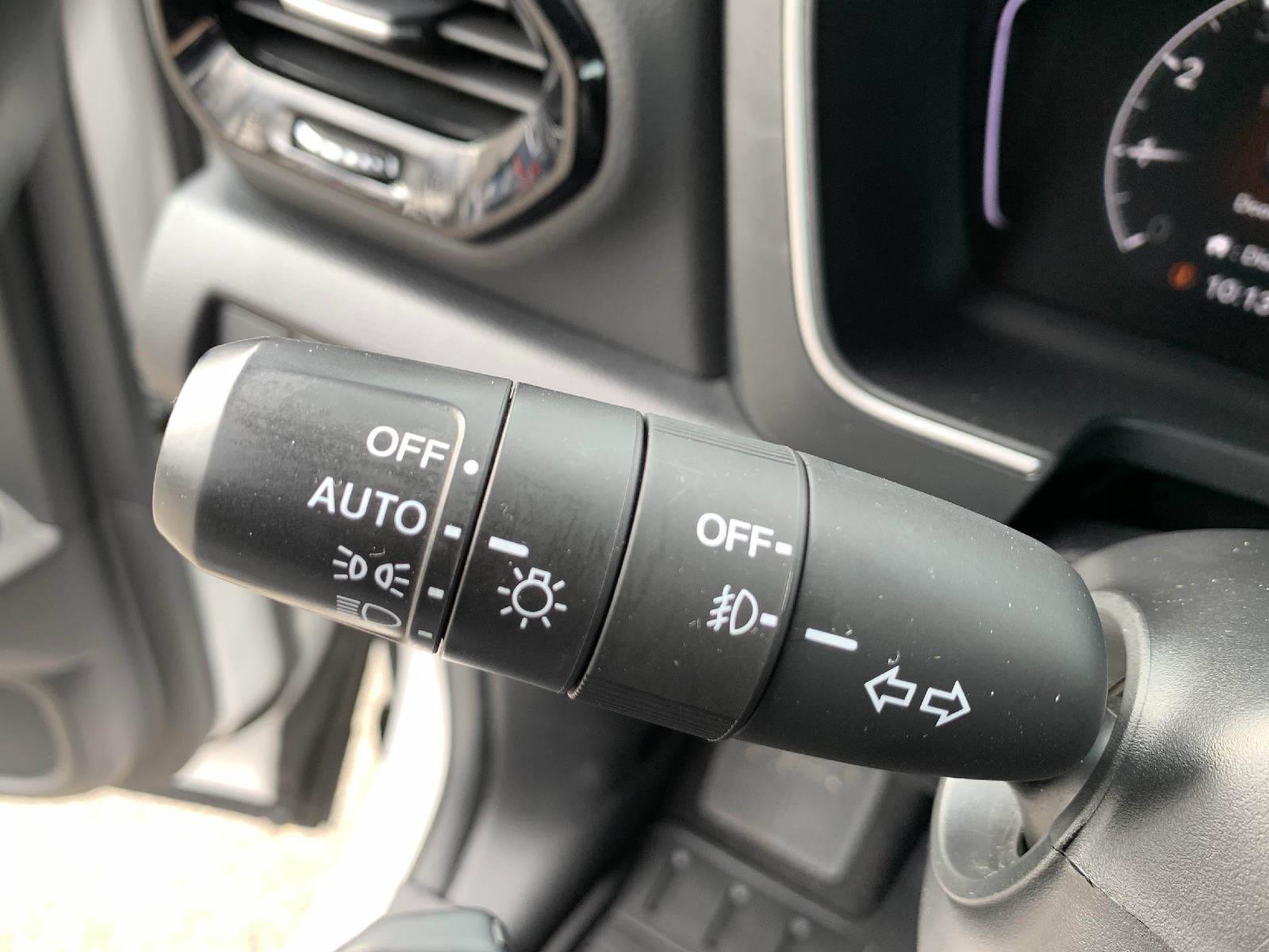 Used 2023 Honda Pilot Sport image 18