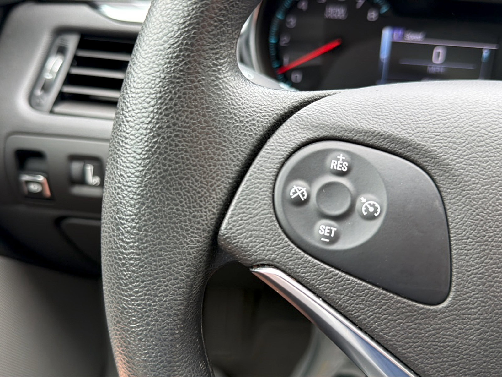 Used 2018 Chevrolet Impala LS FWD image 20