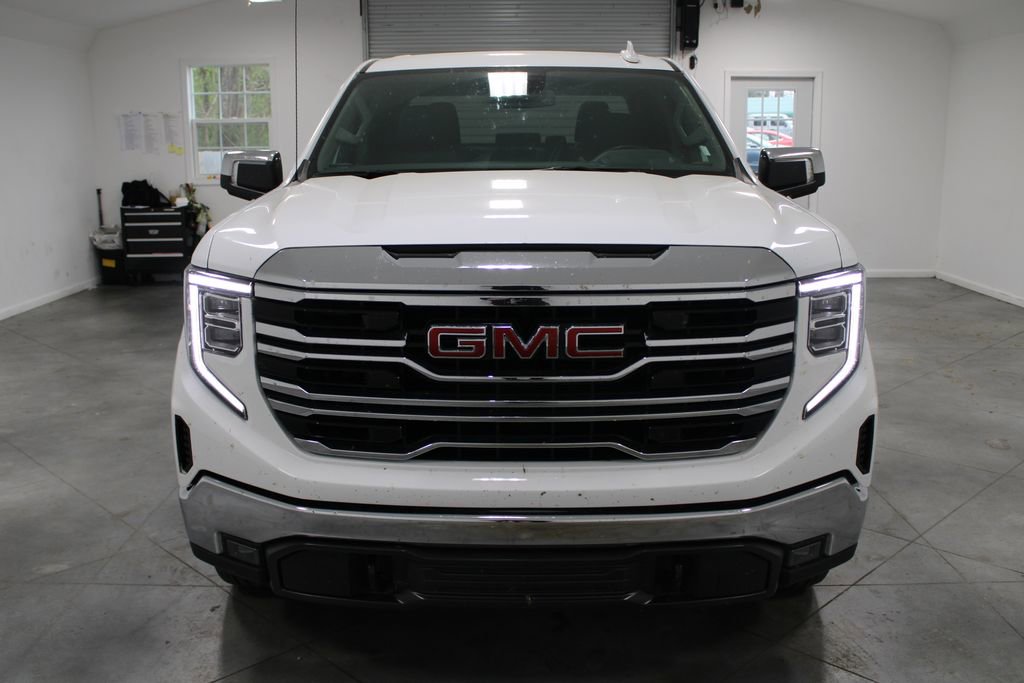 Used 2025 GMC Sierra 1500 SLT image 3
