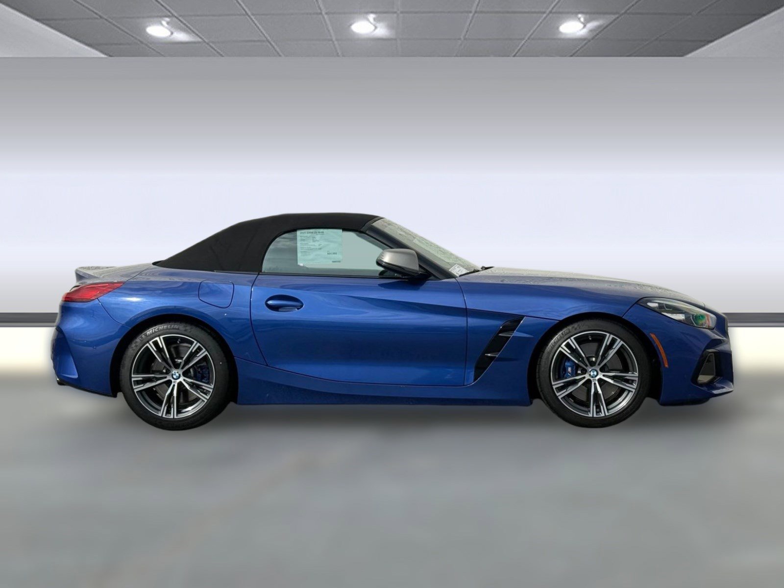 Certified 2025 BMW Z4 M40i w/ Premium Package image 7
