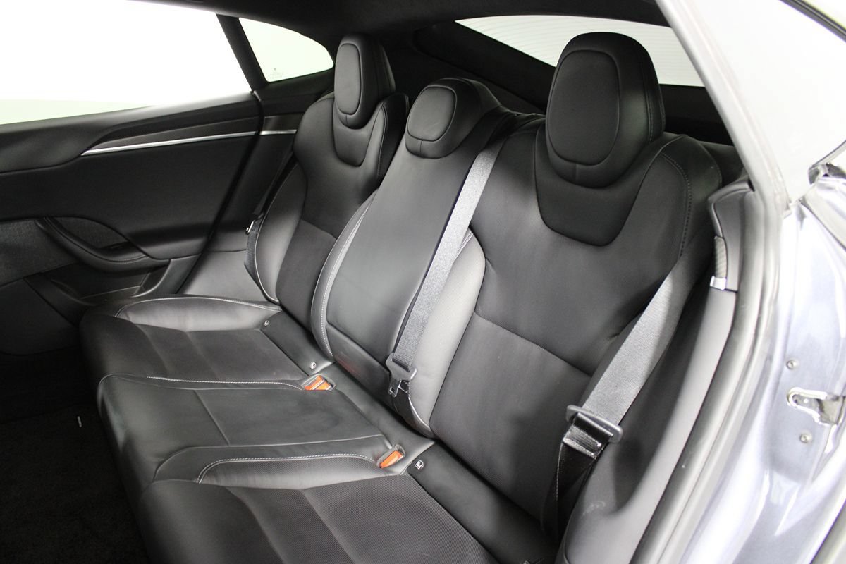 Used 2021 Tesla Model S Plaid AWD/4WD image 32