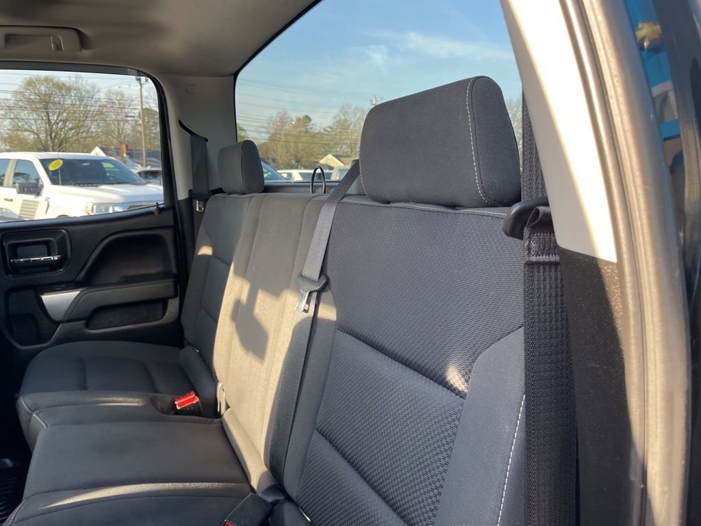 Used 2019 Chevrolet Silverado 1500 LT image 37